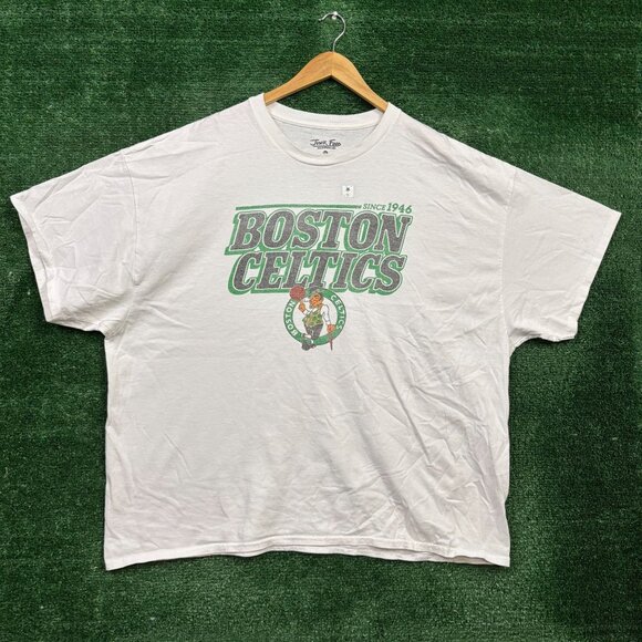 Boston Celtics white T-Shirt Size XXL - Picture 1 of 4